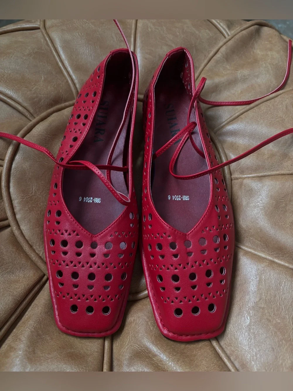▪️NWOT SUIARA Red Lace up Ballet Flats Women Square Toe 6